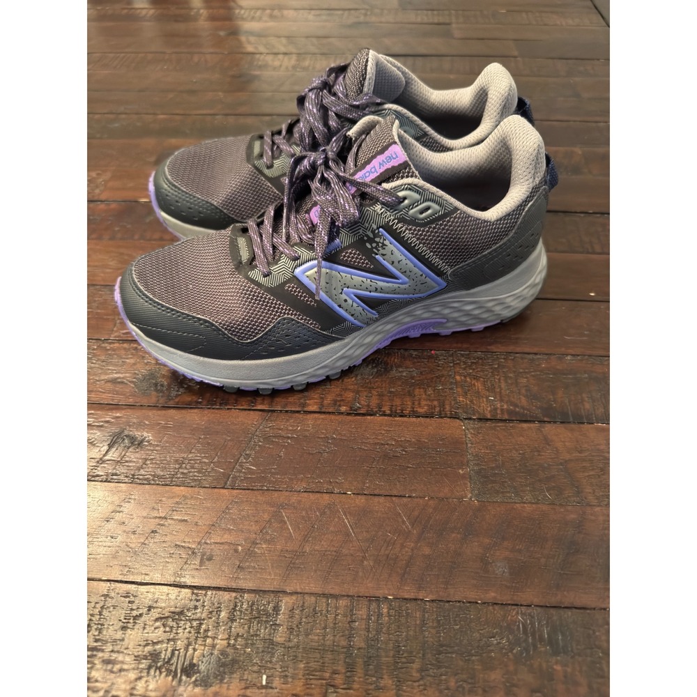 New Balance 410 Womens Trail Running Shoes Grey Purple WT410NV7 Size 7